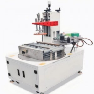 Vaakasuora-Tyyppi pyöreä laatikkolaitteen kone